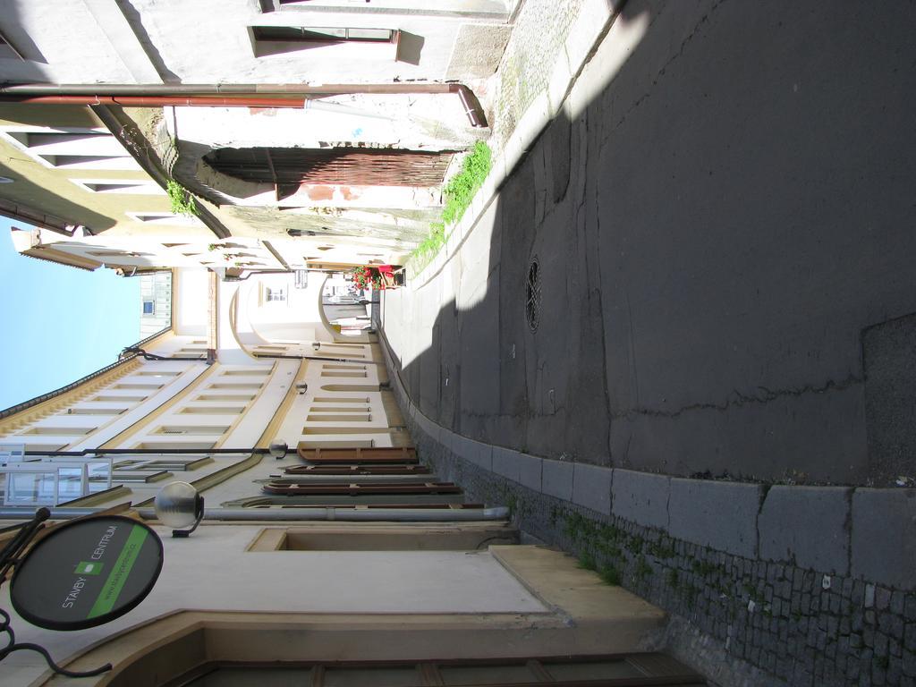 Penzion 102 Pardubice Extérieur photo